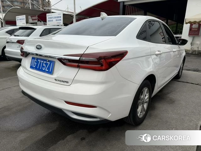 Ford Forrest 2021 Белый из Китая