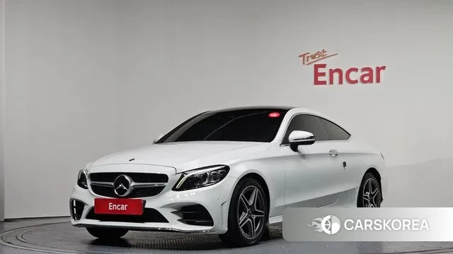 Mercedes-Benz C-Class W205 2020 Белый из Кореи