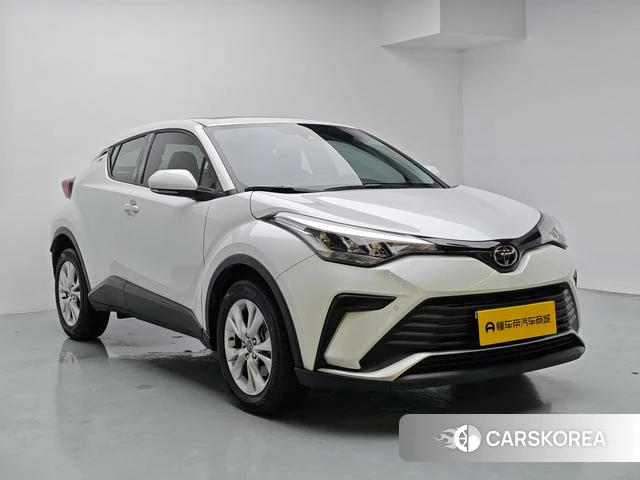 Toyota IZOA 2024 Белый из Китая