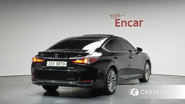 Lexus ES300h 7th generation 2019 Черный из Кореи