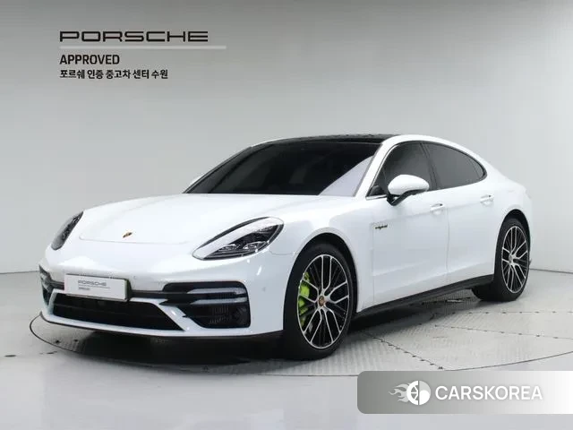 Porsche Panamera (971) 2023 Белый из Кореи