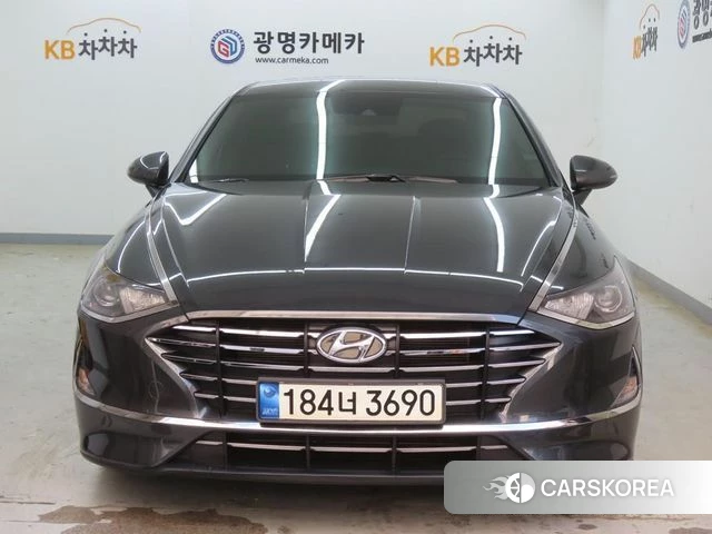 Hyundai Sonata (DN8) 2021 Серебристо-серый из Кореи