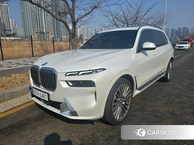 BMW X7 (G07) 2023 Белый из Кореи