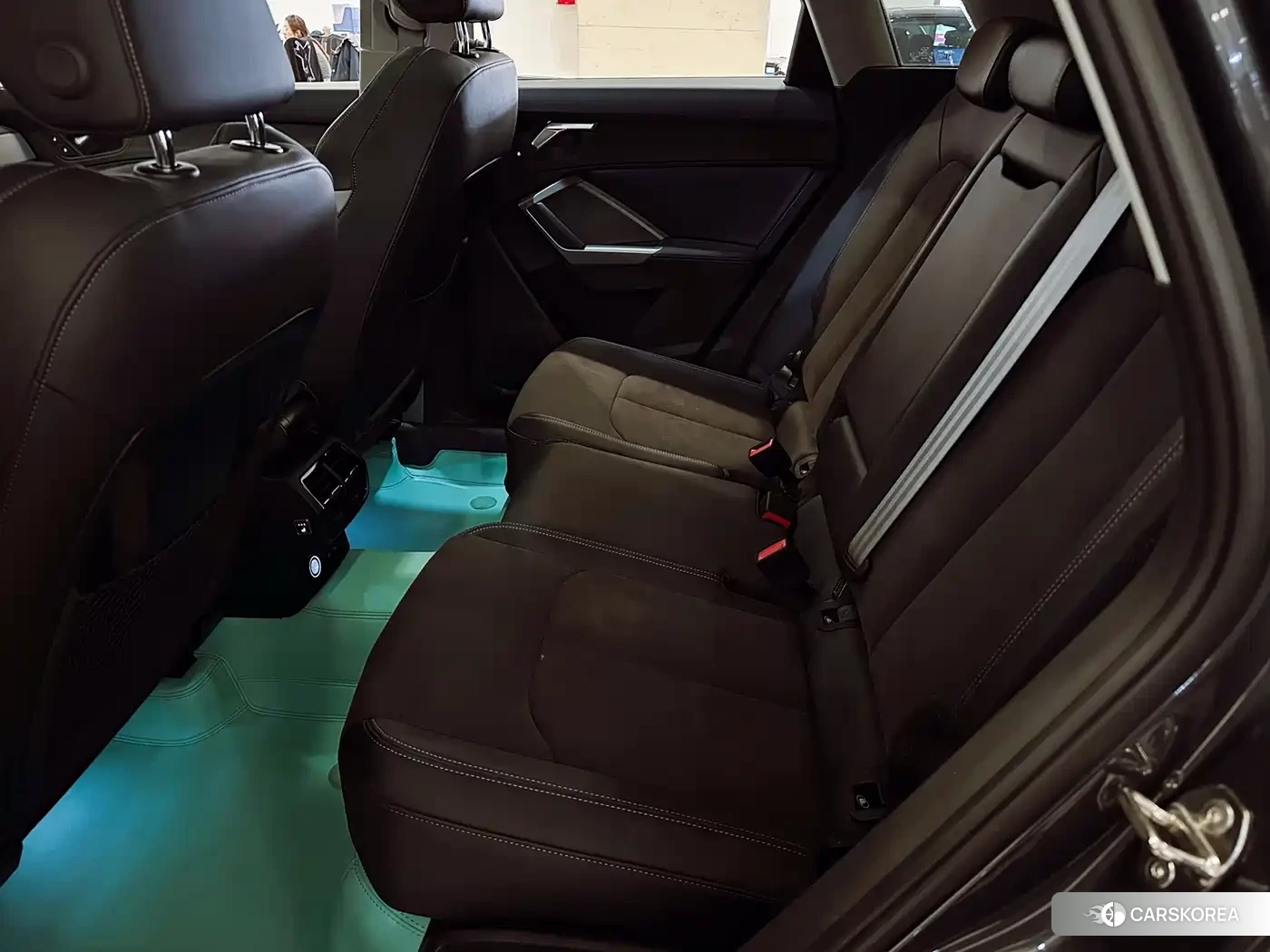 Audi Q3 2023 Silver/gray из Китая