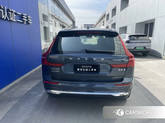 Volvo XC60 2024 Синий из Китая