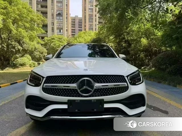 Mercedes-Benz GLC 2021 Белый из Китая