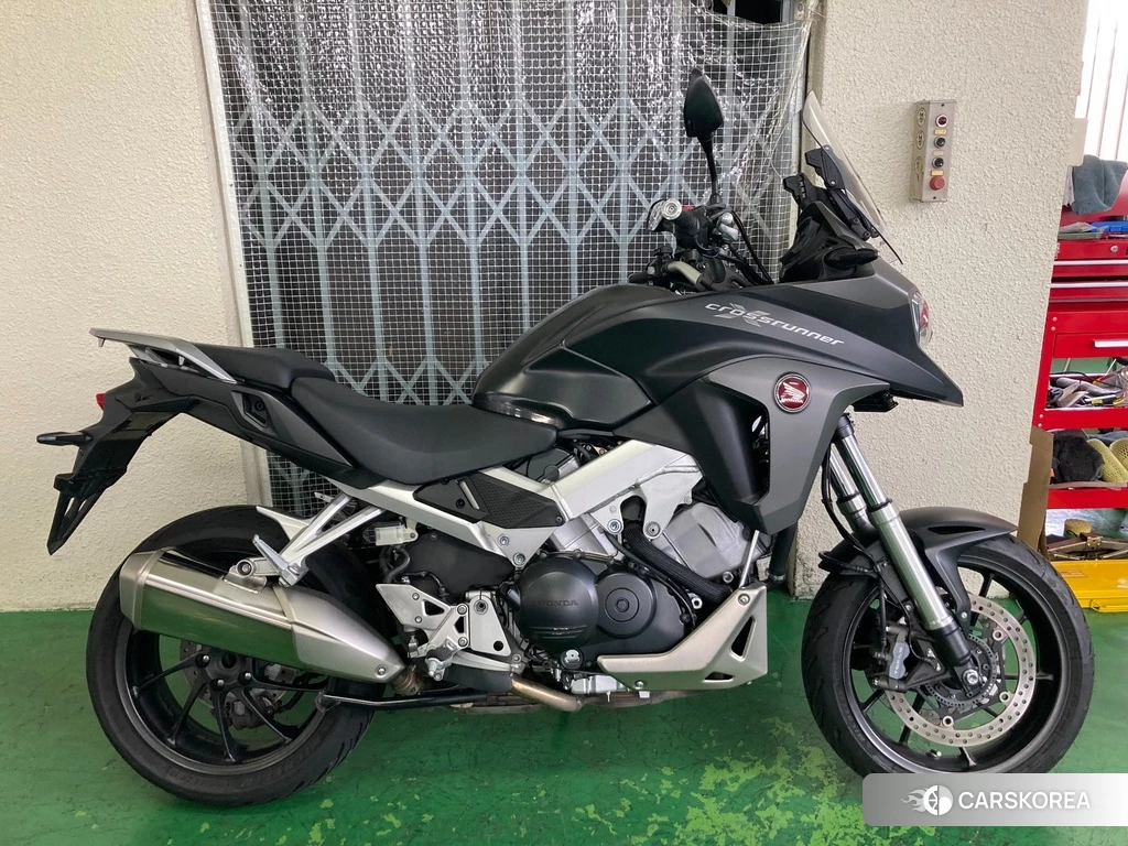 Проданный Honda VFR800X 2019 из Японии