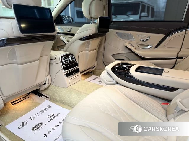 Mercedes-Benz Maybach S-class 2020 Черный из Китая