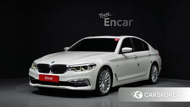 BMW 5 Series (G30) 2018 Белый из Кореи