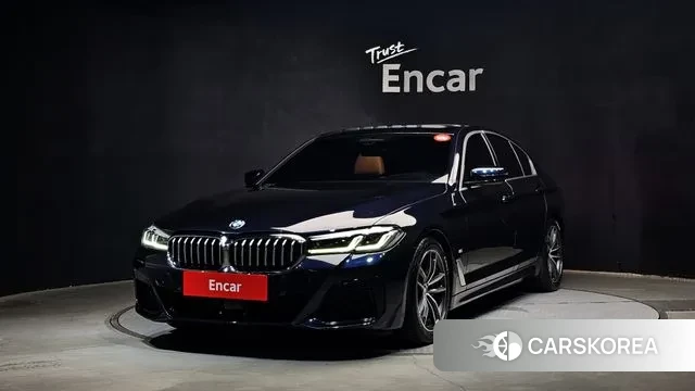 BMW 5 Series (G30) 2022 Черный из Кореи