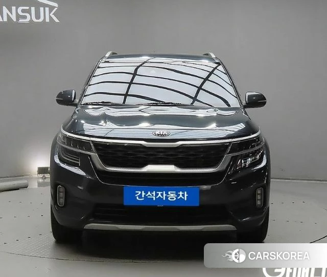 Kia Seltos 2020 Темно-зеленый из Кореи
