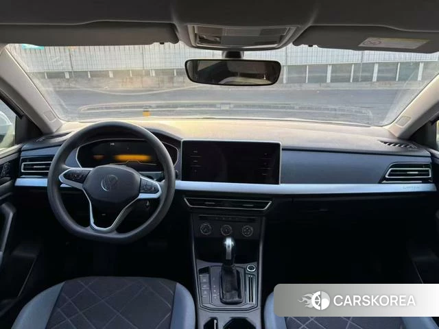 Volkswagen Lavida 2022 Белый из Китая