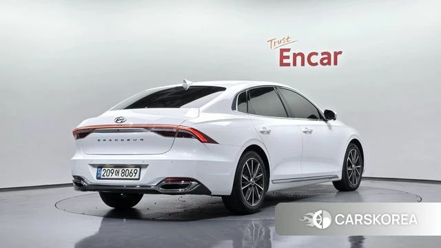 Hyundai The New Grandeur IG 2022 Белый из Кореи