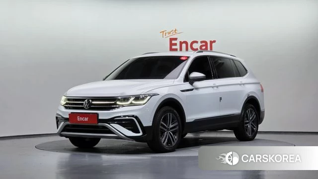 Volkswagen Tiguan Allspace 2022 Белый из Кореи
