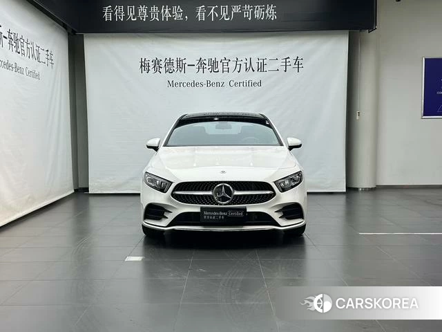 Mercedes-Benz Class A 2023 Белый из Китая