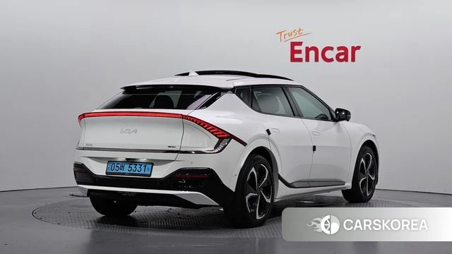 Kia EV6 2023 Белый из Кореи