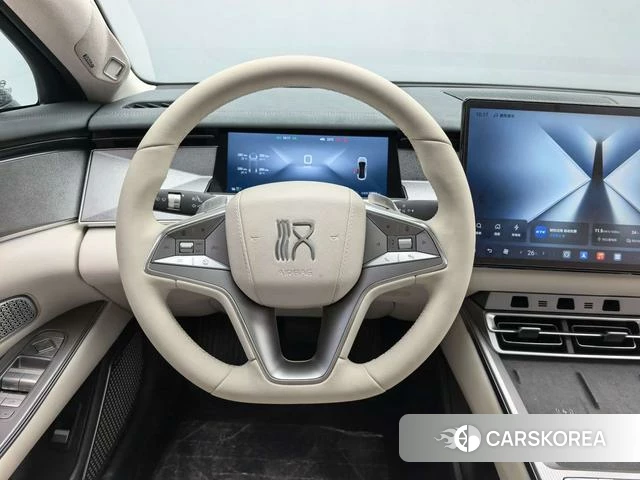 BYD Han L EV 2025 Серебристо-серый из Китая