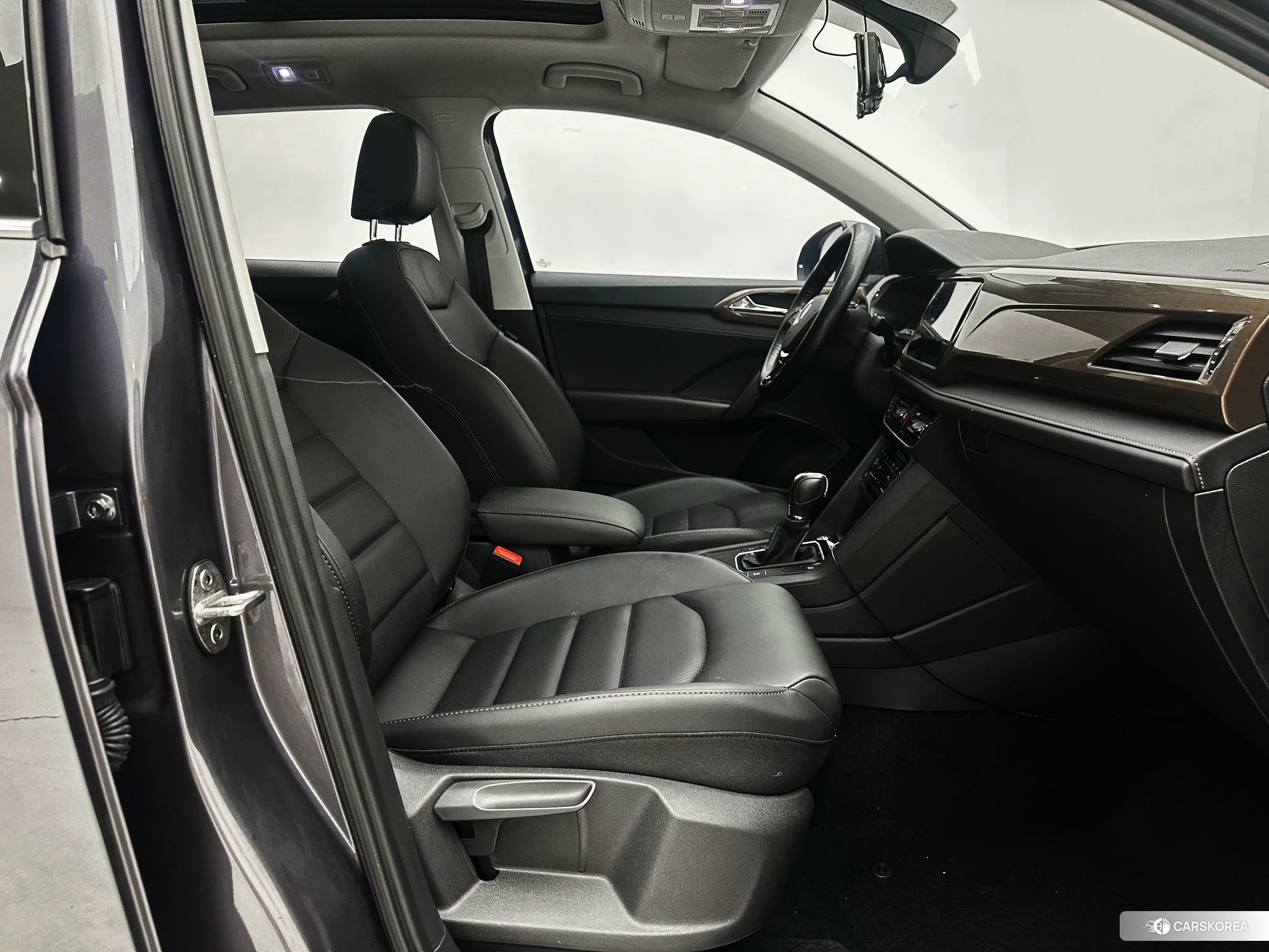 Volkswagen Tharu 2020 Синий из Китая