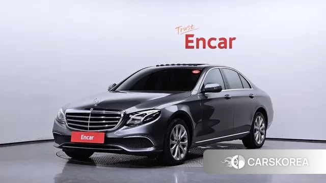 Mercedes-Benz E-Class W213 2019 Серый из Кореи