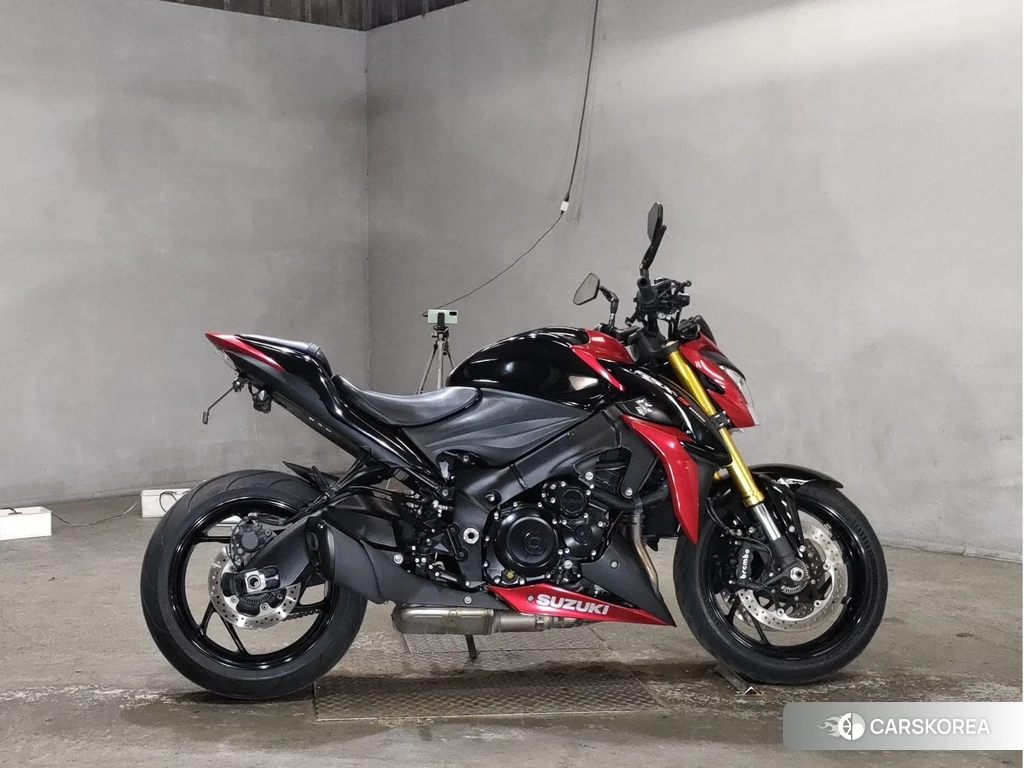 Проданный Suzuki GSX-S1000 2017 из Японии