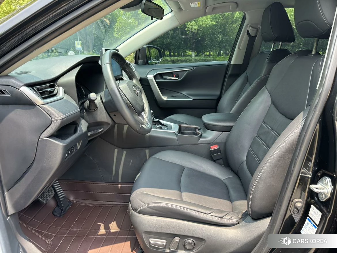Toyota RAV4 Rongfang 2021 Черный из Китая