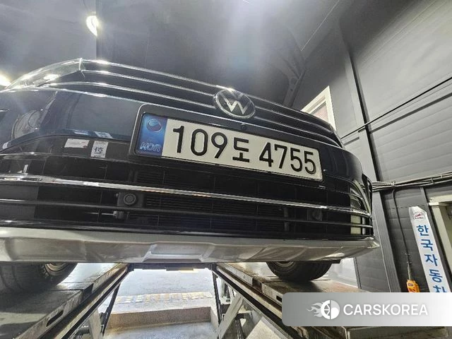 Volkswagen Tiguan second Generation 2021 Синий из Кореи