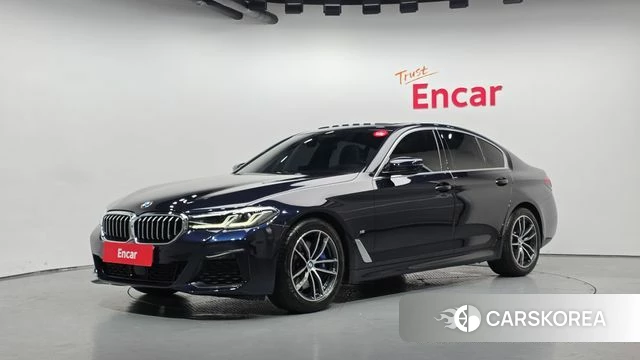 BMW 5 Series (G30) 2023 Черный из Кореи