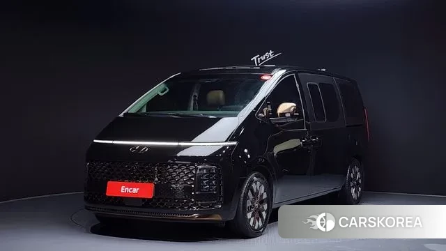 Hyundai Staria 2023 Черный из Кореи