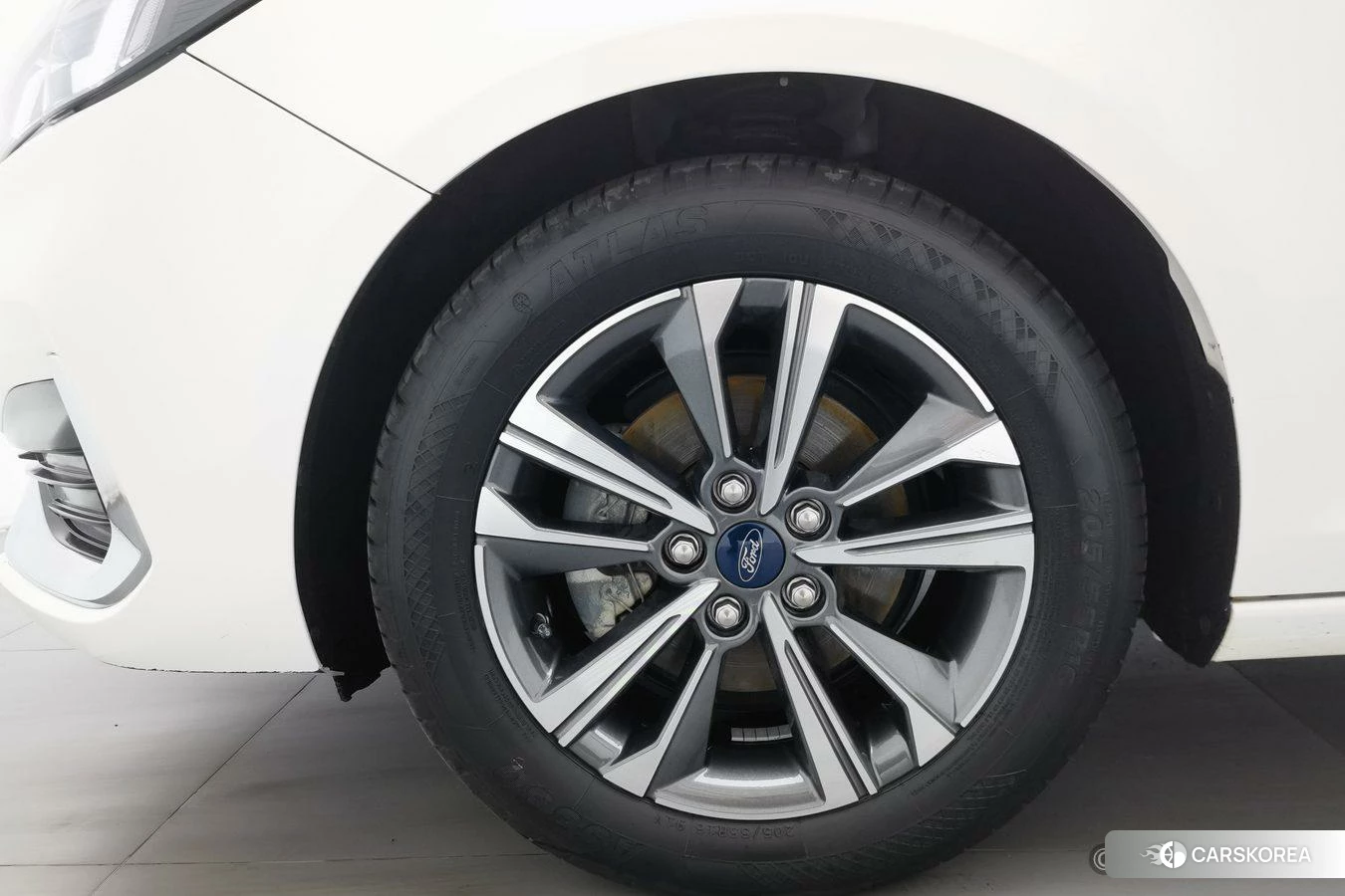Ford Forrest 2021 Белый из Китая