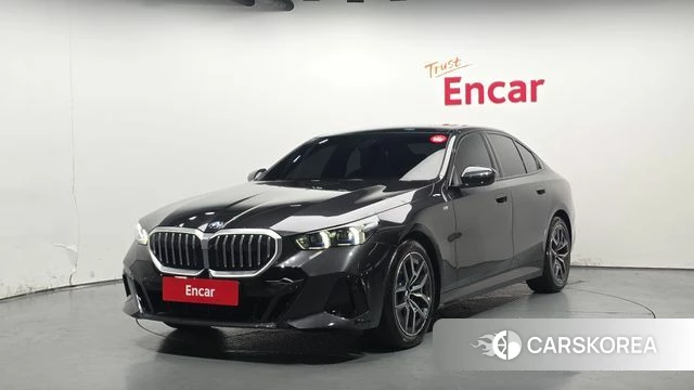 BMW 5 Series (G60) 2025 Серый из Кореи