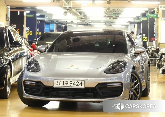 Porsche Panamera (971) 2020 Серебристо-серый из Кореи