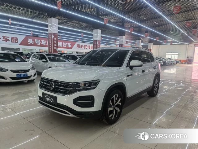 Volkswagen Tanyue 2022 Белый из Китая