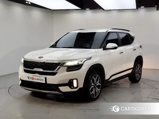 Kia Seltos 2019 Белый из Кореи