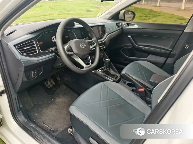 Volkswagen Lavida 2023 Белый из Китая