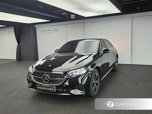 Mercedes-Benz E-Class W214 2026 Черный из Кореи