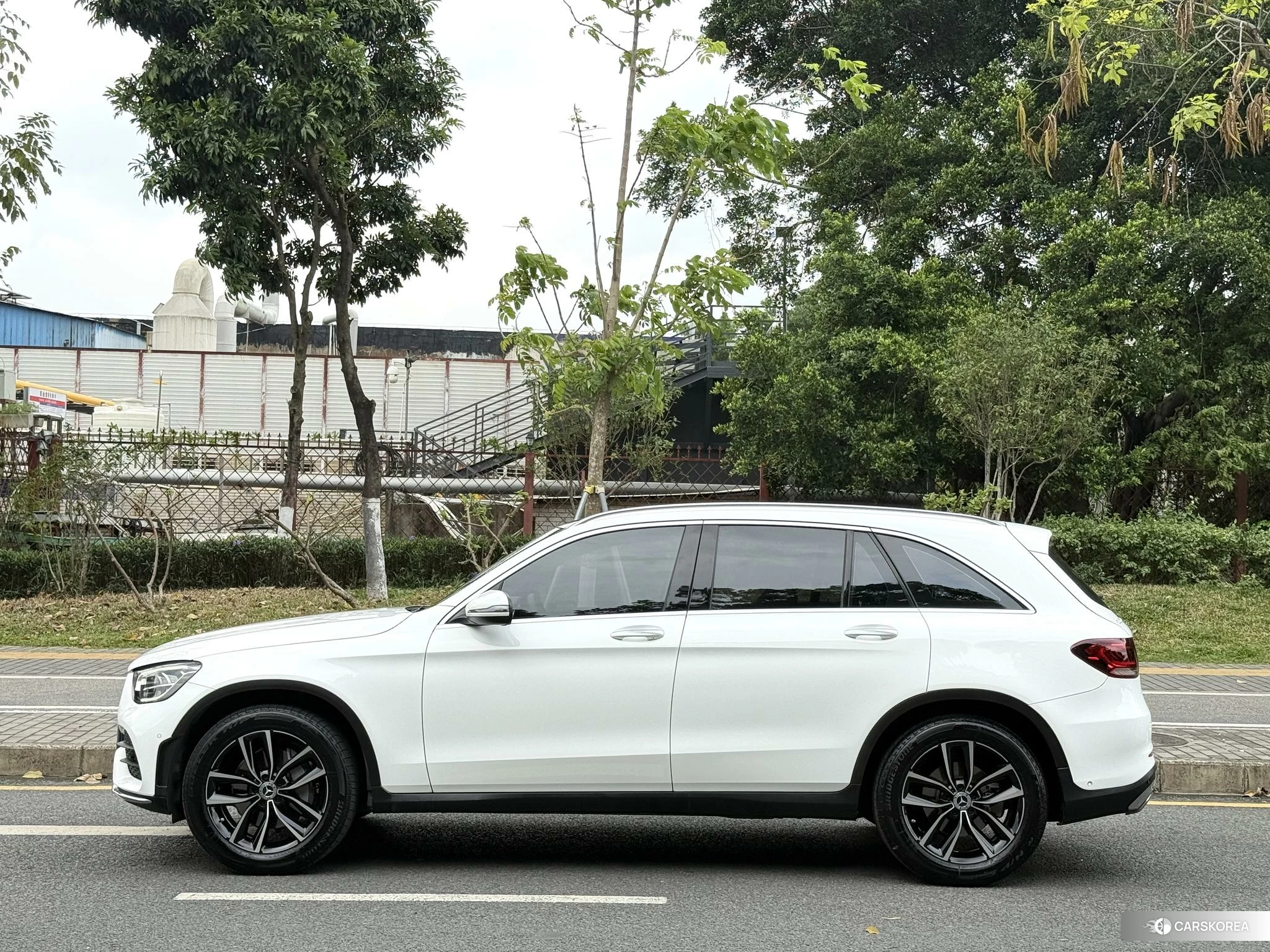 Mercedes-Benz GLC 2020 Белый из Китая