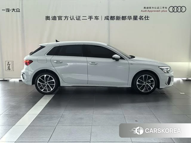 Audi A3 2022 Белый из Китая