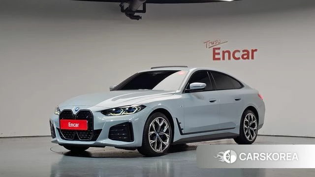 BMW i4 2024 Цвет галактики из Кореи