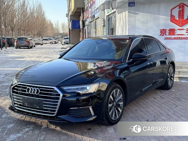 Audi A6L 2020 Черный из Китая