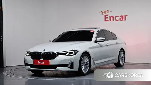 BMW 5 Series (G30) 2022 Белый из Кореи