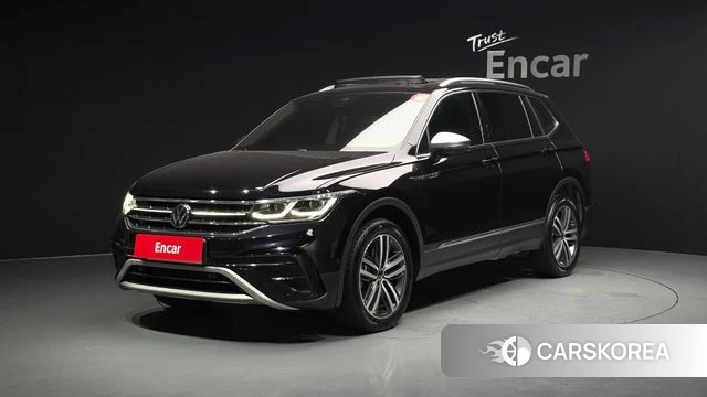 Volkswagen Tiguan Allspace 2022 Черный из Кореи