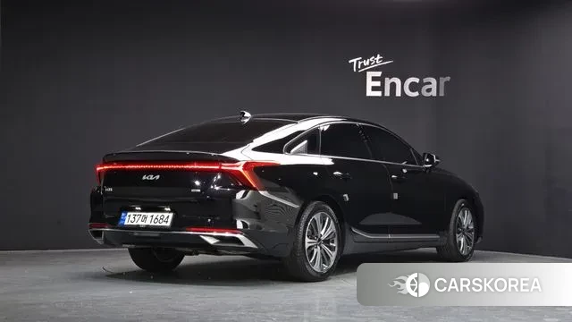 Kia K8 Hybrid 2022 Черный из Кореи