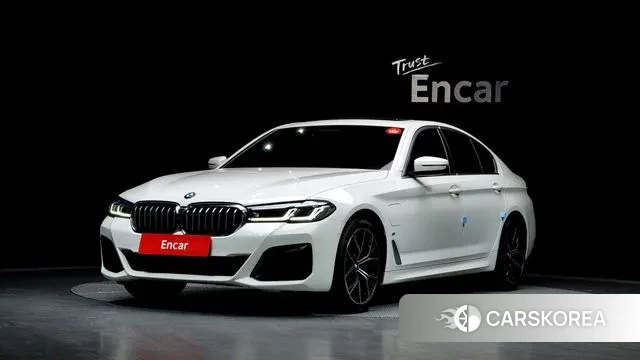 BMW 5 Series (G30) 2021 Белый из Кореи