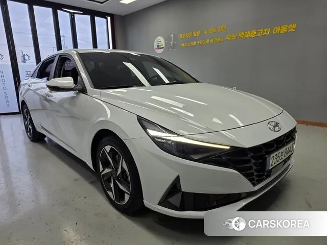 Hyundai Avante (CN7) 2022 Белый из Кореи