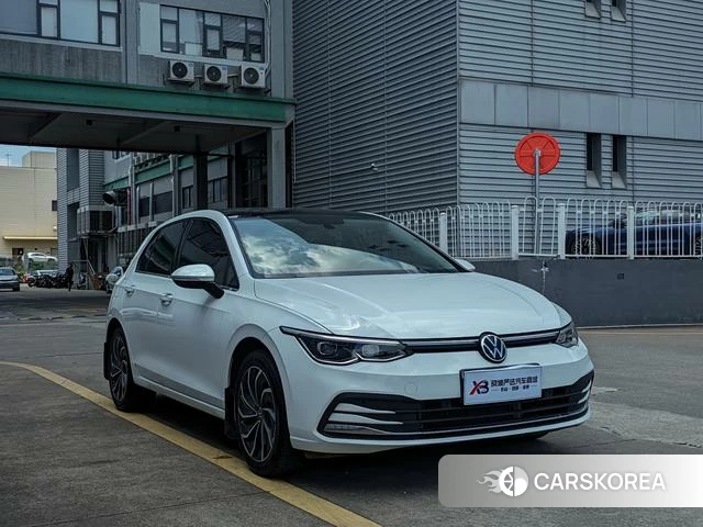Volkswagen Golf 2024 Белый из Китая