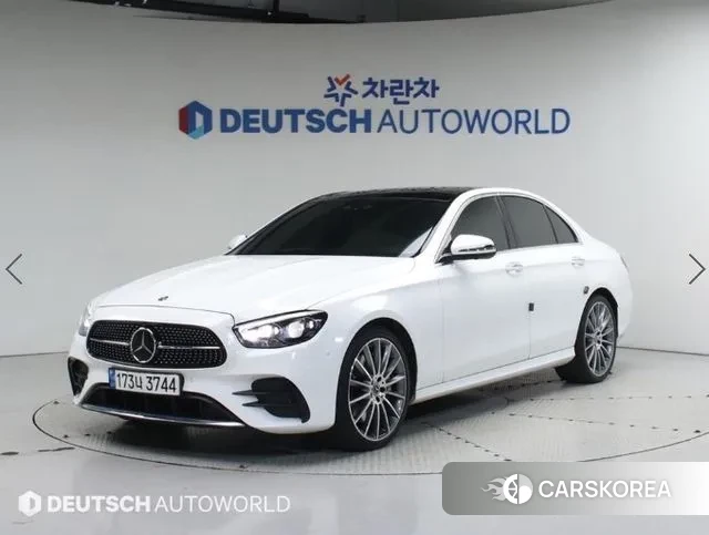 Mercedes-Benz E-Class W213 2021 Белый из Кореи