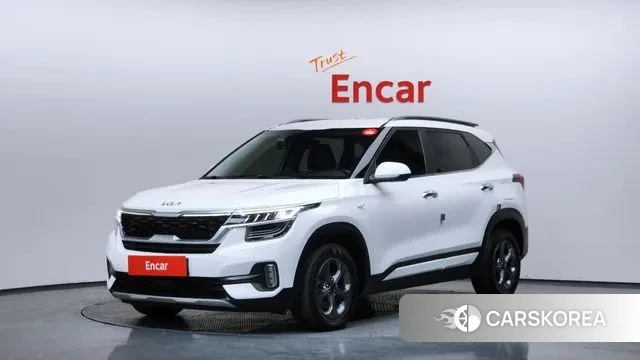 Kia Seltos 2022 Белый из Кореи