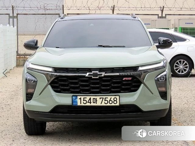 Chevrolet (GM Daewoo) Trax Crossover 2023 Светло-зеленый из Кореи
