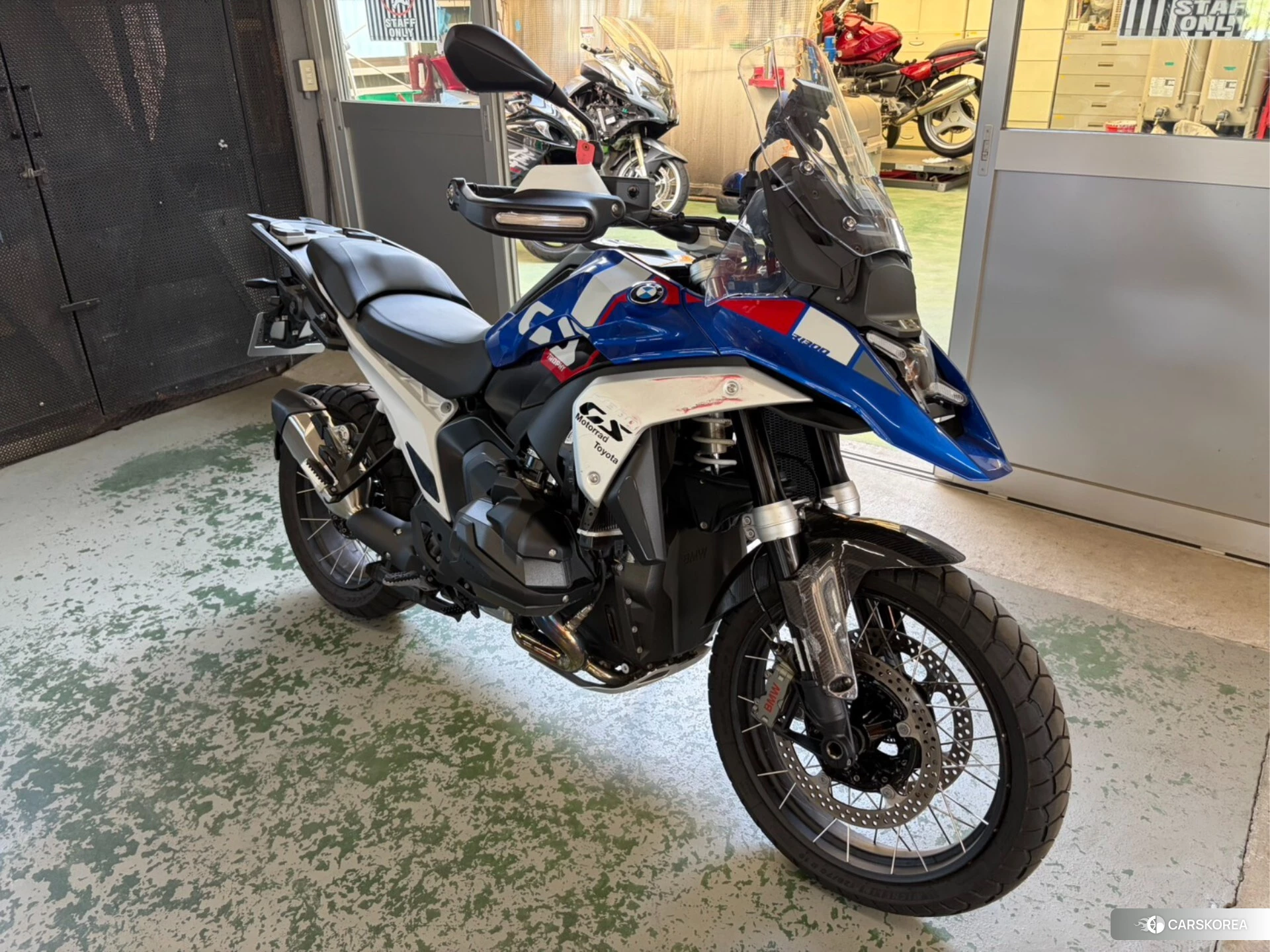 BMW R1300GS TOURING 2024 из Японии, фото 2