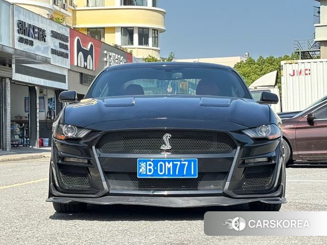 Ford Mustang 2022 Черный из Китая